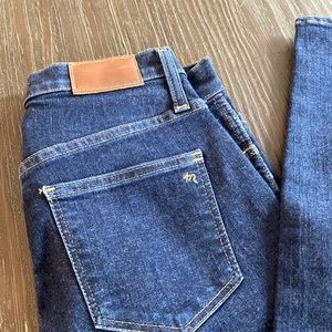 Madewell ladies jeans in size 26P. 10 inch high rise skinny.